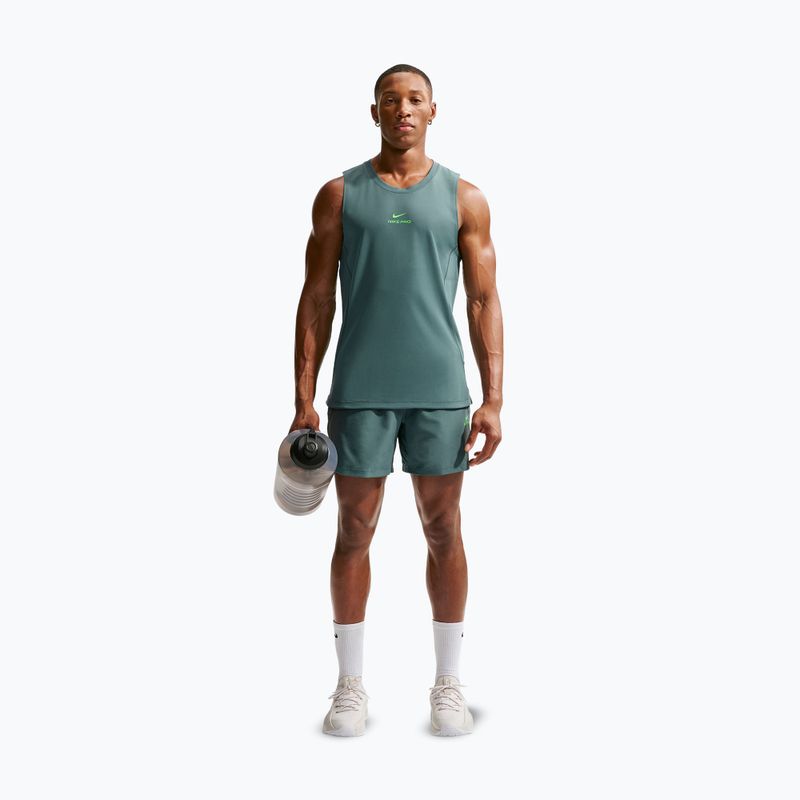 Pánske šortky Nike Pro Training Dri-Fit 6" mineral slate/green strike 2