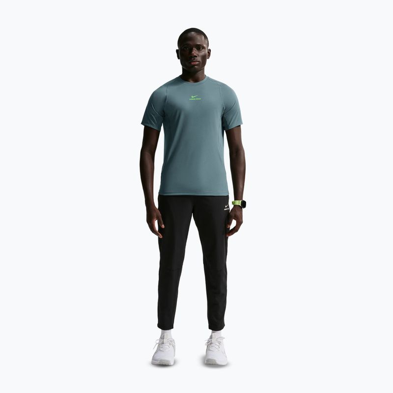 Pánske tréningové tričko Nike Pro Training Dri-Fit mineral slate/green strike 2