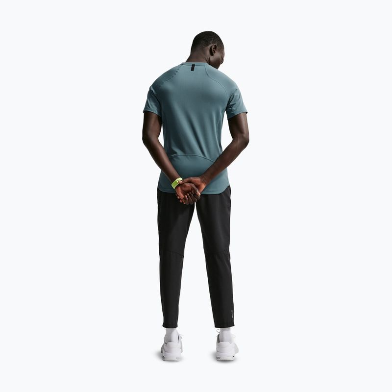 Pánske tréningové tričko Nike Pro Training Dri-Fit mineral slate/green strike 3