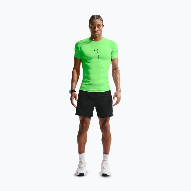 Pánske tréningové tričko Nike Pro Dri-Fit Tight Fitness green strike/black 2