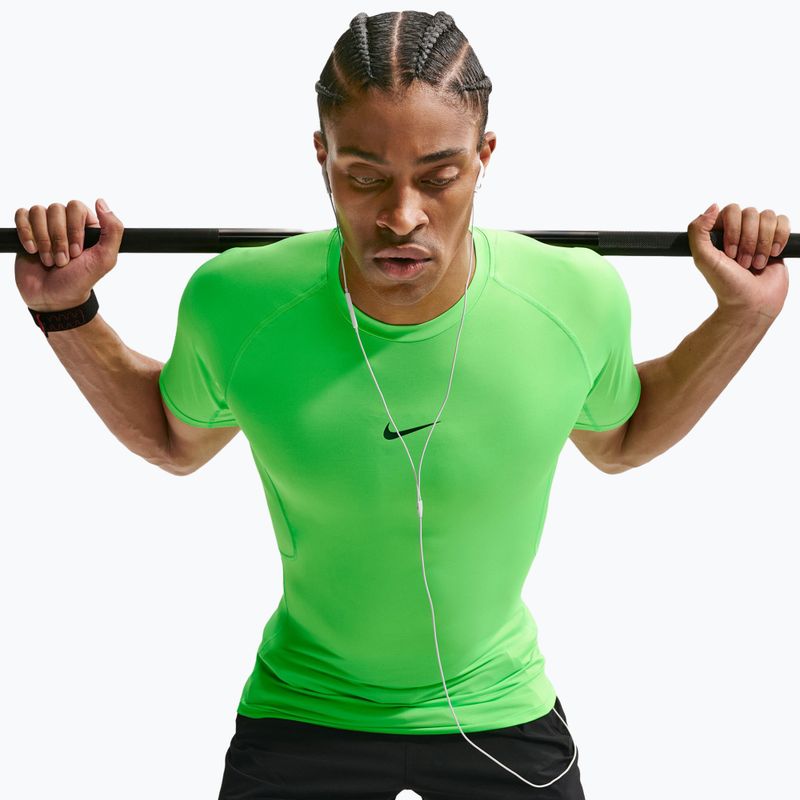 Pánske tréningové tričko Nike Pro Dri-Fit Tight Fitness green strike/black 6