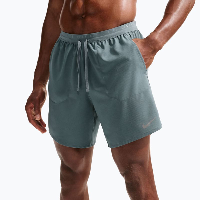 Pánske bežecké šortky Nike Stride Dri-Fit 2in1 7" mineral slate 5