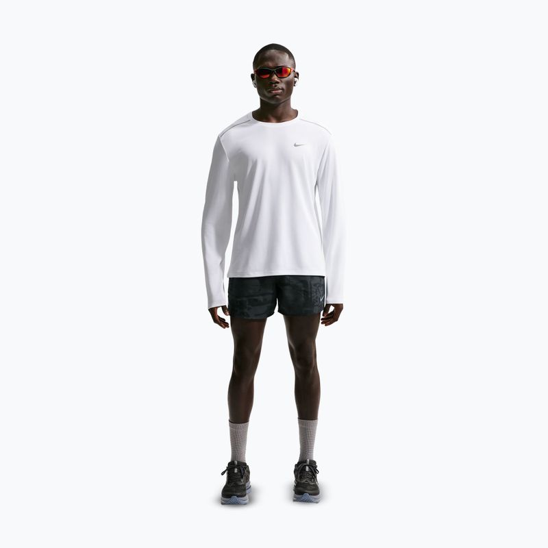Pánske bežecké tričko s dlhým rukávom Nike Miler Dri-Fit UV white 2