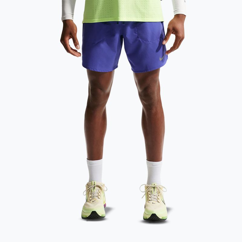 Pánske bežecké šortky Nike Stride Dri-Fit Brief-Lined 7" lapis