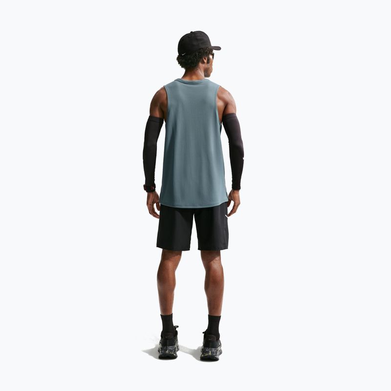 Pánske bežecké tričko Nike Miler Dri-Fit mineral slate 3