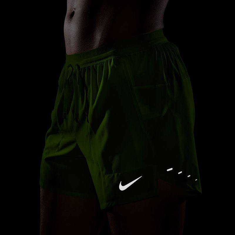 Pánske šortky Nike Stride Dri-Fit Brief-Lined 5" volt ice 7