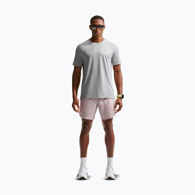 Pánske bežecké šortky Nike Stride Dri-Fit Brief-Lined 7" particle rose 2