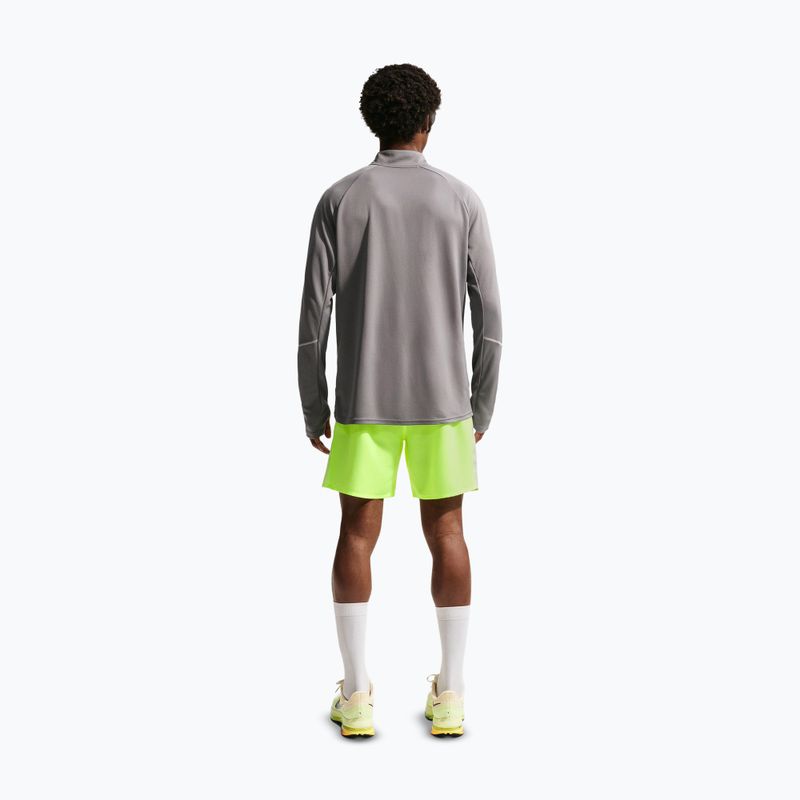 Pánske bežecké šortky Nike Miler Dri-Fit 2in1 7" volt ice/barely volt 3