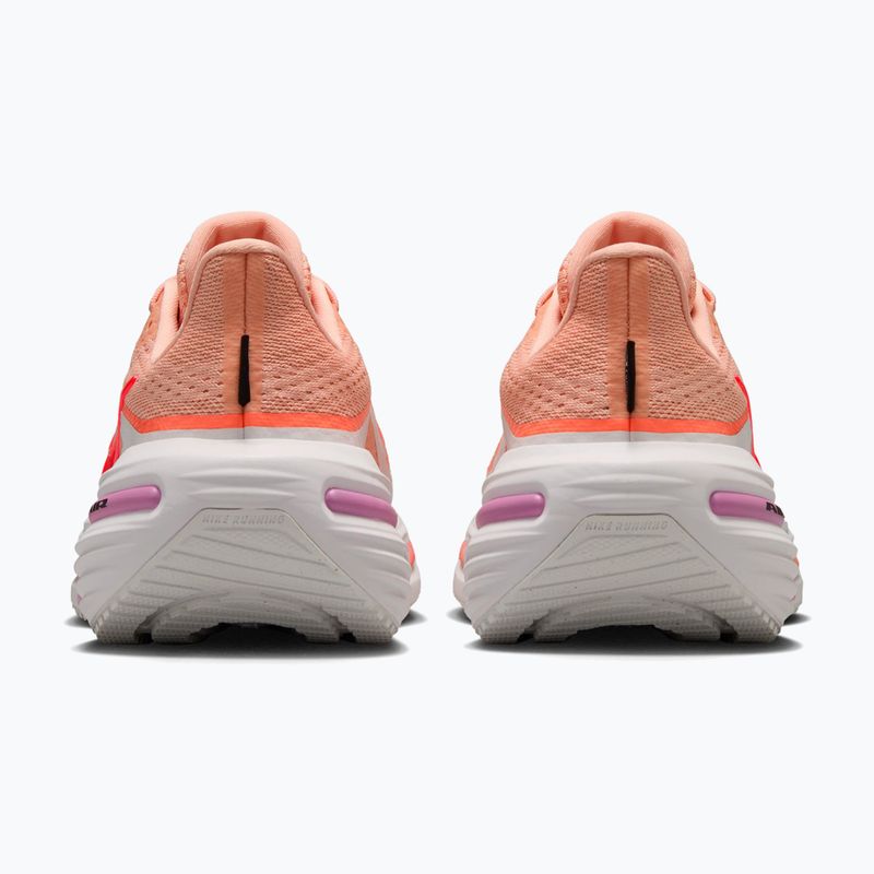 Dámske bežecké topánky Nike Winflo 12 arctic orange/summit white/flash crimson 4