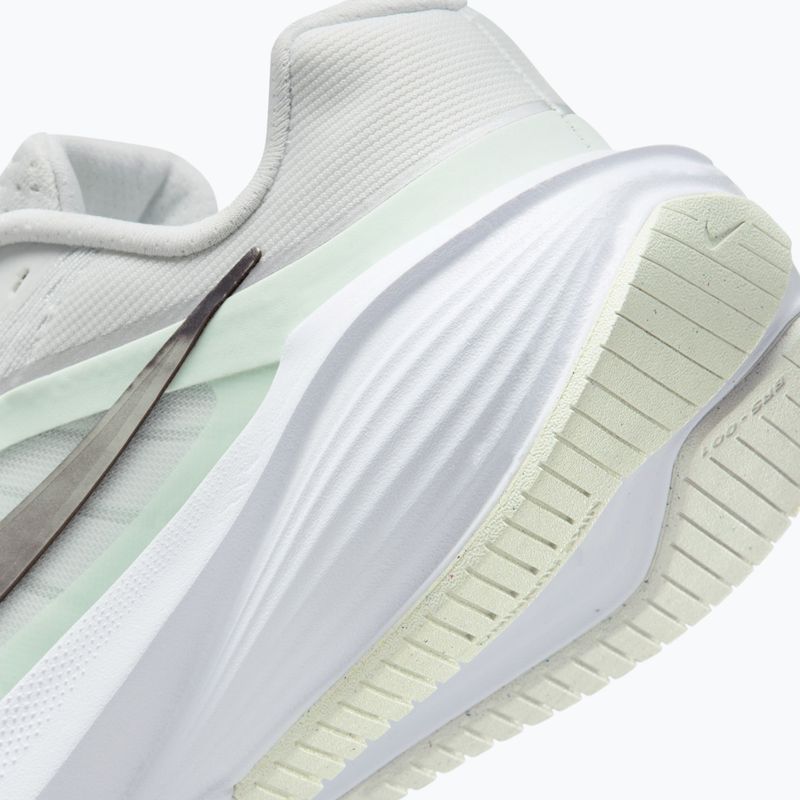 Dámske bežecké topánky Nike Downshifter 14 off white/barely green/metallic silver 4