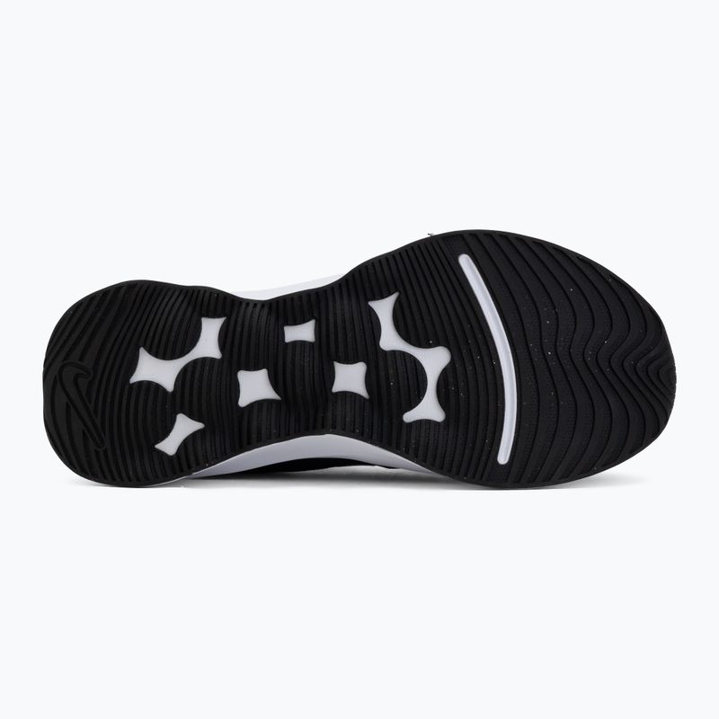 Dámske topánky Nike Motiva 2 black/pure platinum/white 4