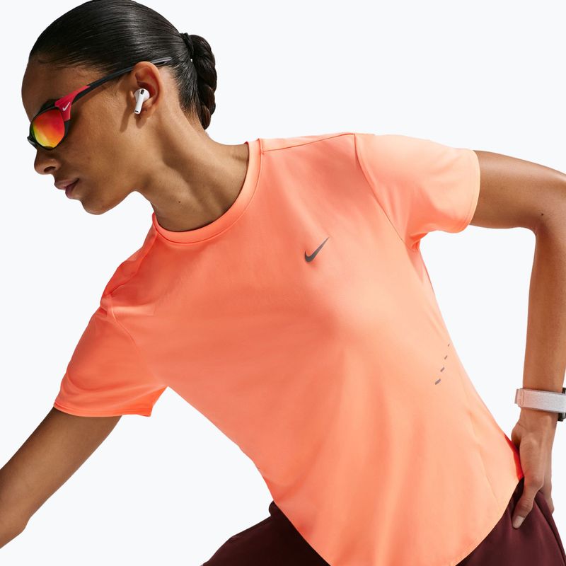 Dámske bežecké tričko Nike Swift Dri-Fit orange pulse 6