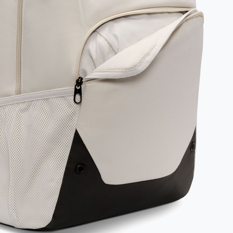 Mestský batoh Nike Brasilia Extra Large 30 l light bone/black/black 8