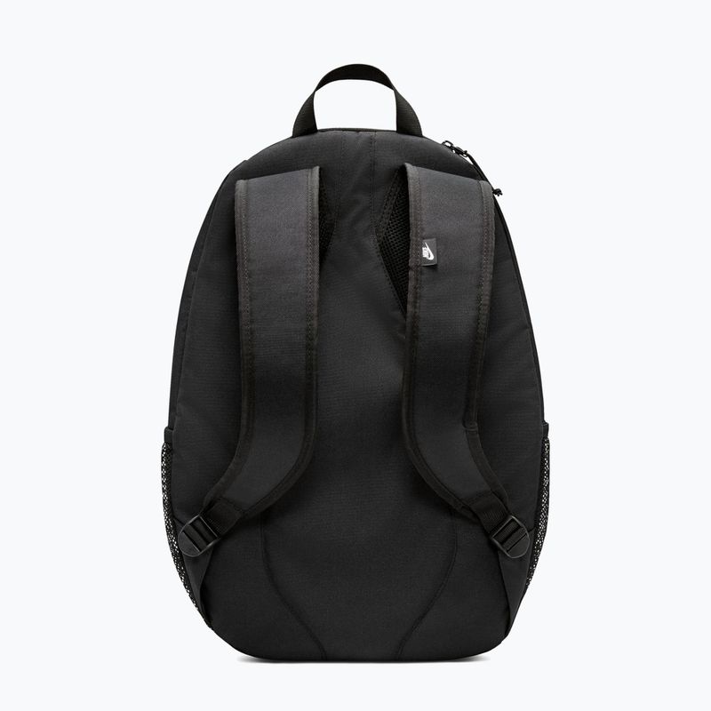 Mestský batoh Nike Heritage Sweep 25 l black/white 3
