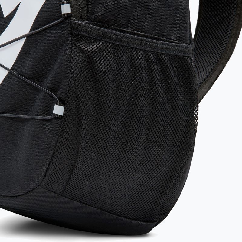 Mestský batoh Nike Heritage Sweep 25 l black/white 5