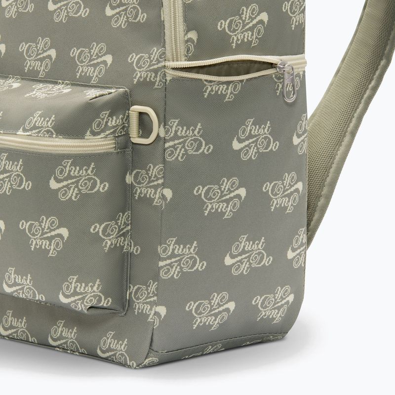 Mestský batoh Nike Heritage 23 l light army/light khaki/light khaki 6