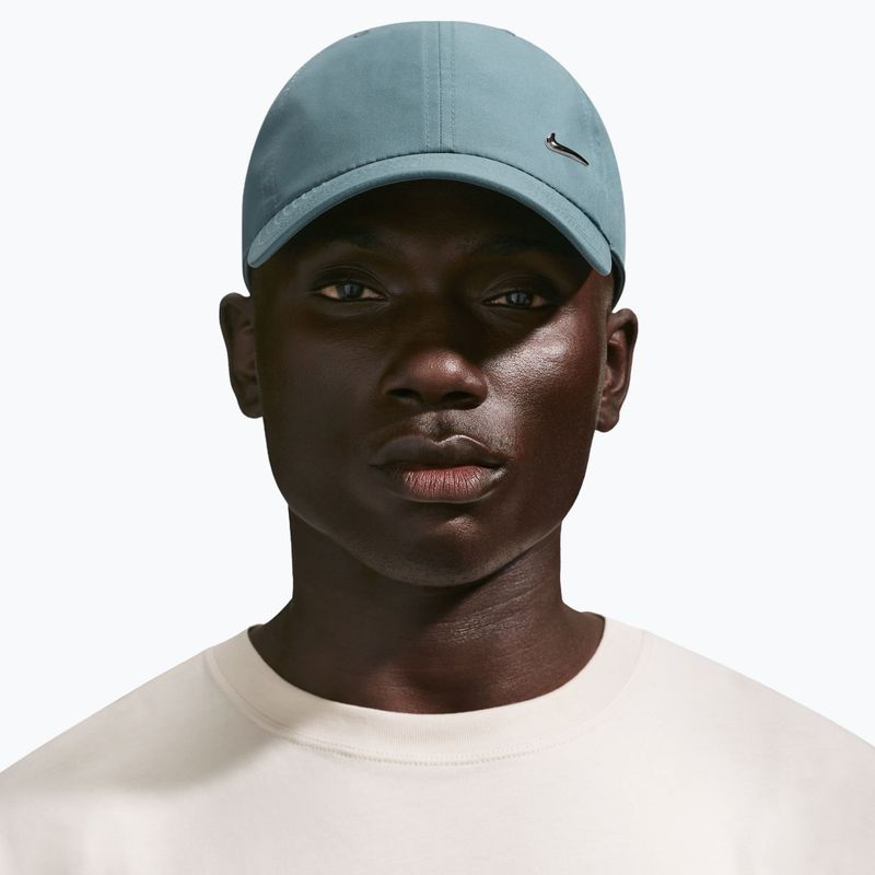 Šiltovka Nike Dri-Fit Club Unstructured Metal Swoosh mineral Mineral slate/metallic silver 3