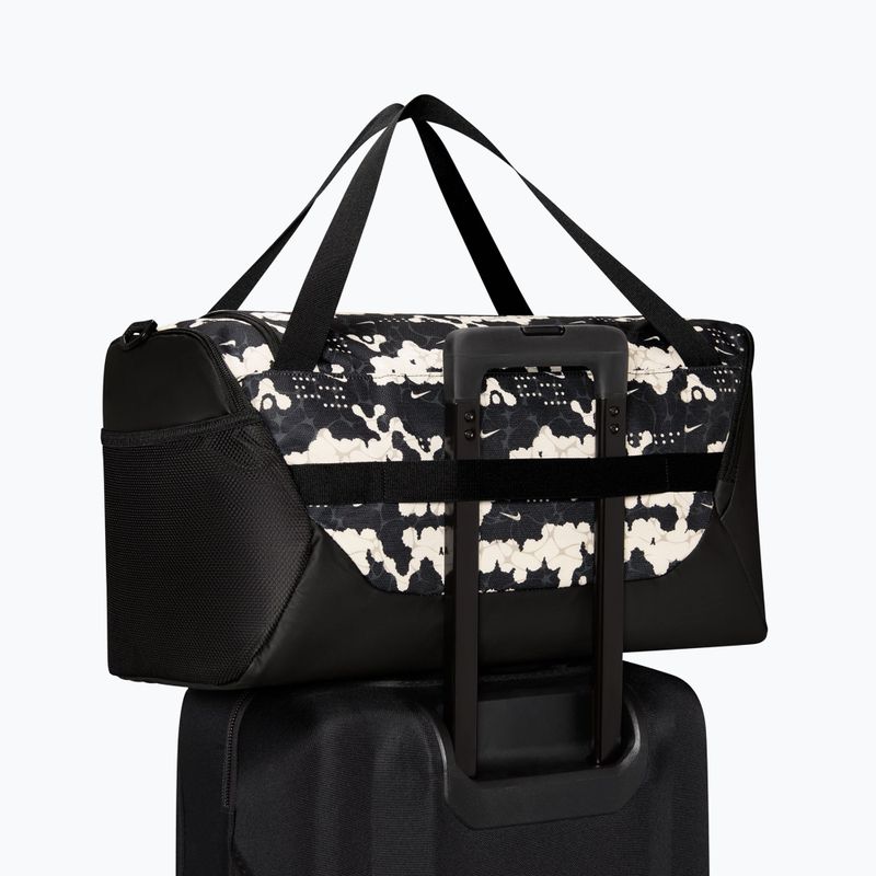 Tréningová taška Nike Brasilia Duffel Small 41 l chalk/black/white 5