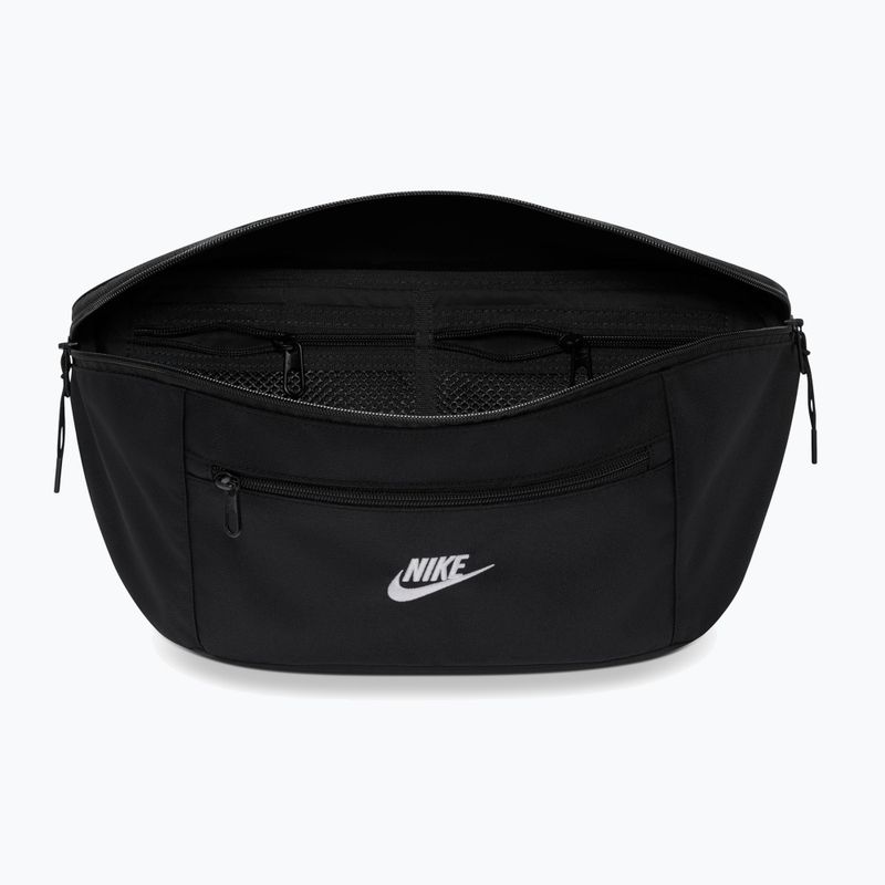 Ľadvinka Nike Heritage 8 l black/black/white 4