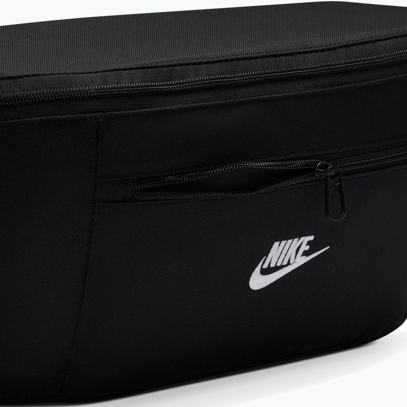Ľadvinka Nike Heritage 8 l black/black/white 6