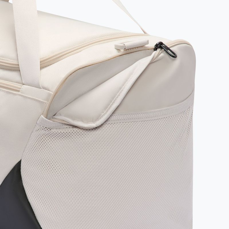 Tréningová taška Nike Brasilia Duffel Small 40 l light bone/black/black 8