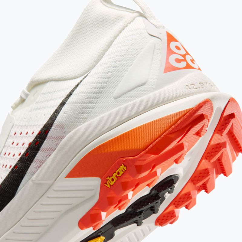 Pánske bežecké topánky Nike ACG Zegama Trail summit white/phantom/safety orange/black 12