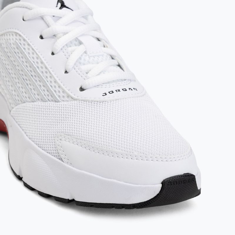 Detské topánky  Jordan Trunner Flow white/gym red/metallic silver/black 7