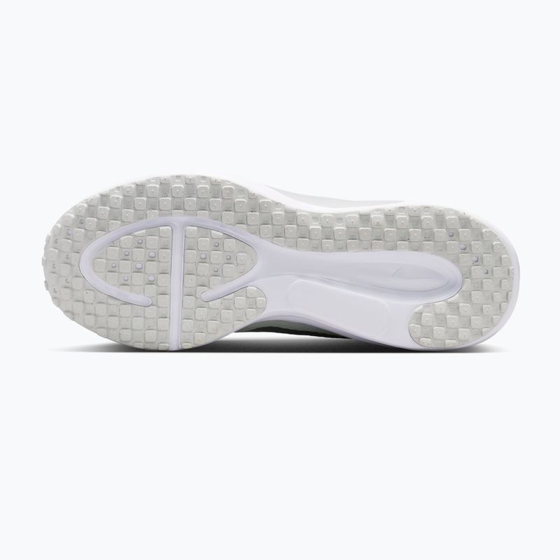 Dámske bežecké topánky Nike Revolution 8 off white/barely green/metallic silver 3