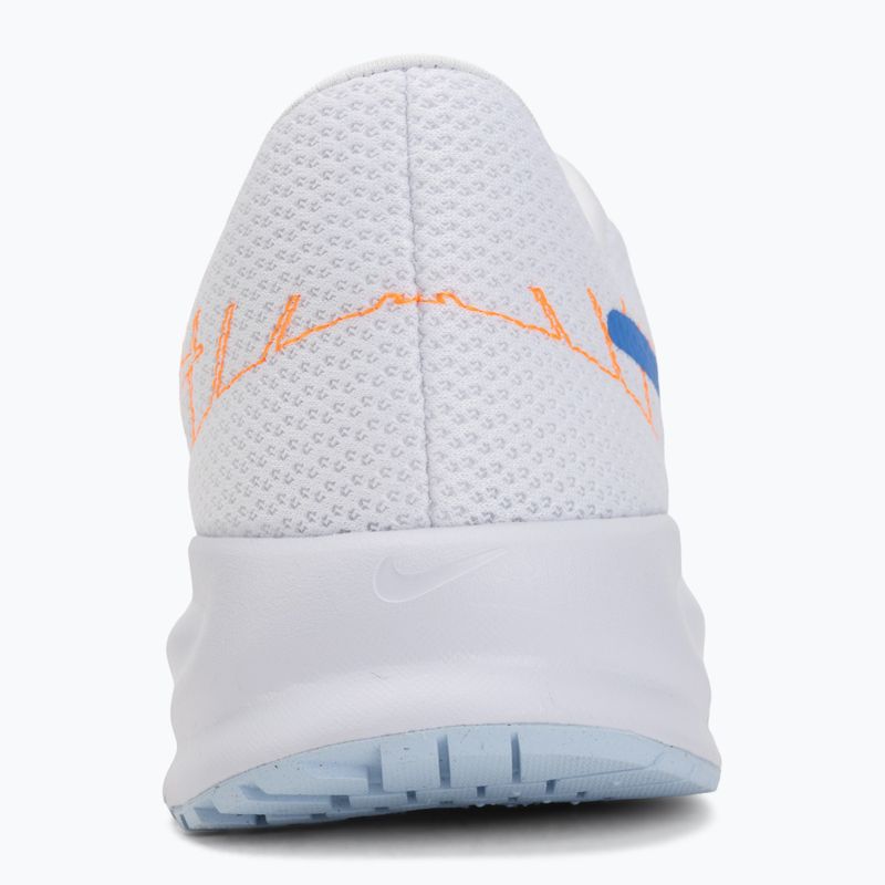 Pánske bežecké topánky Nike Run Defy white/topaz gold/blue crystal 6