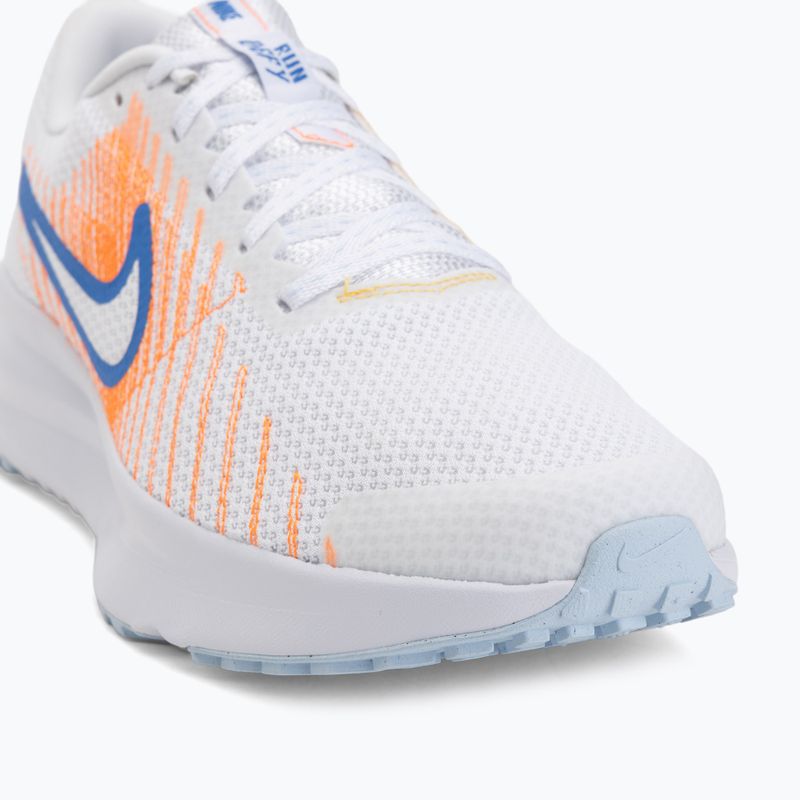 Pánske bežecké topánky Nike Run Defy white/topaz gold/blue crystal 7