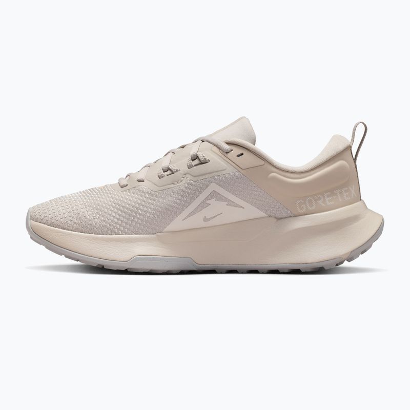 Dámske bežecké topánky Nike Juniper Trail 2 GORE-TEX cream Ii/light orewood brown 2