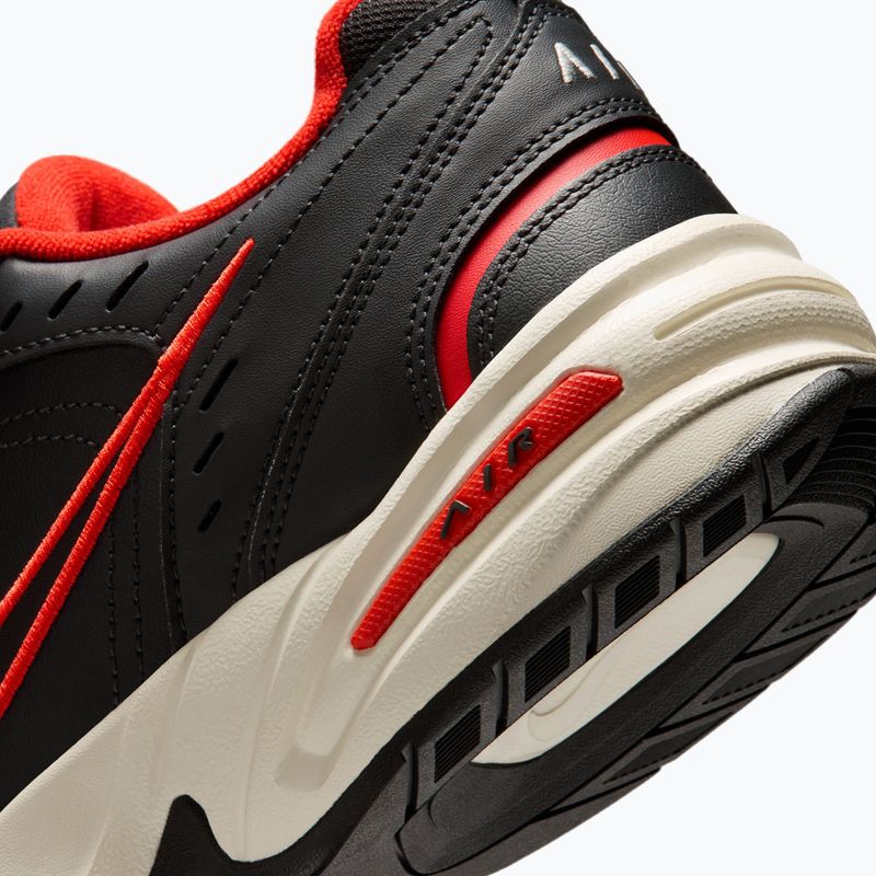 Pánske tréningové topánky Nike Air Monarch IV dark smoke grey/picante red/black 4
