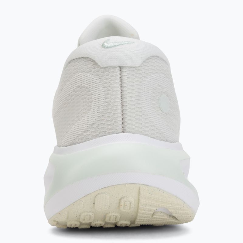 Dámske bežecké topánky Nike Journey Run summit white/metallic silver 6