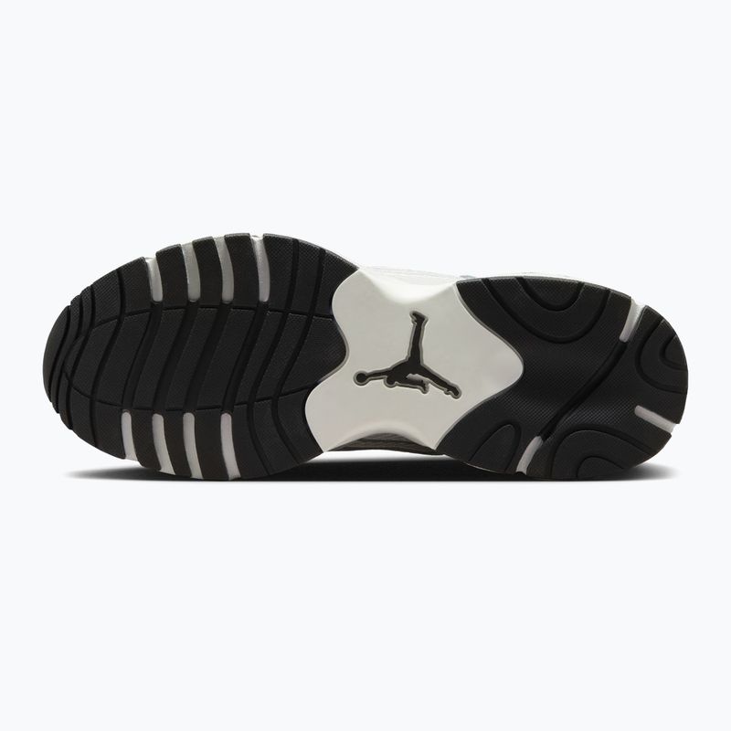Dámske topánky Jordan Trunner Flow summit white/metallic silver/black 2