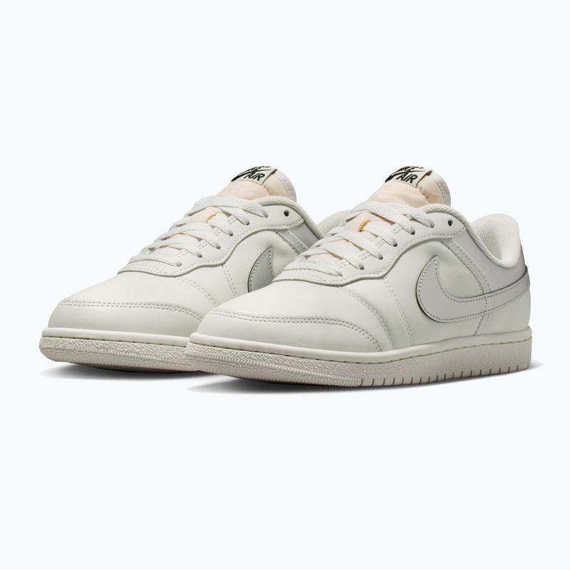 Dámske topánky Air Jordan Skyline Low swan/black/metallic silver 3