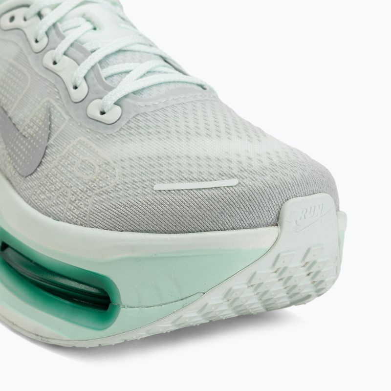 Dámske bežecké topánky Nike Vomero Premium barely green/metallic silver 7