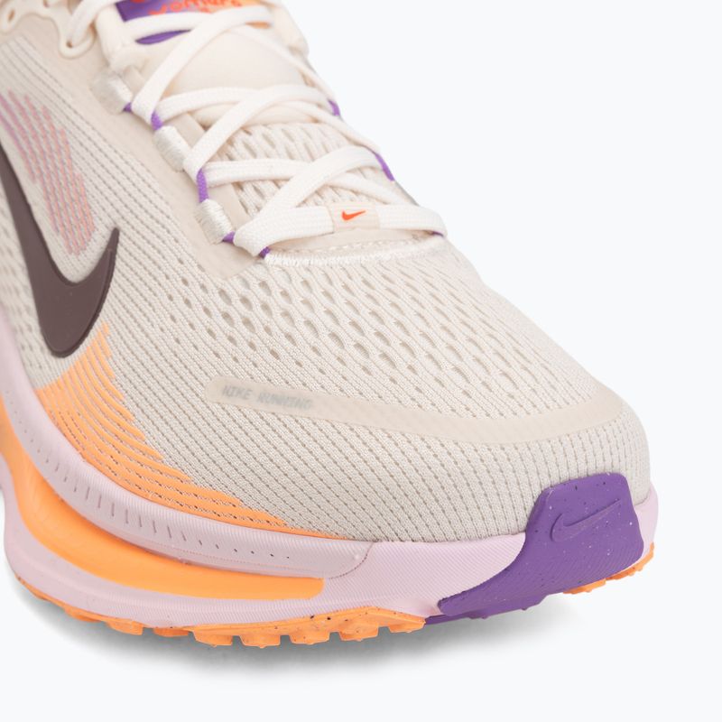 Dámske bežecké topánky Nike Vomero 18 chalk/pink foam/bright violet/tattoo 7