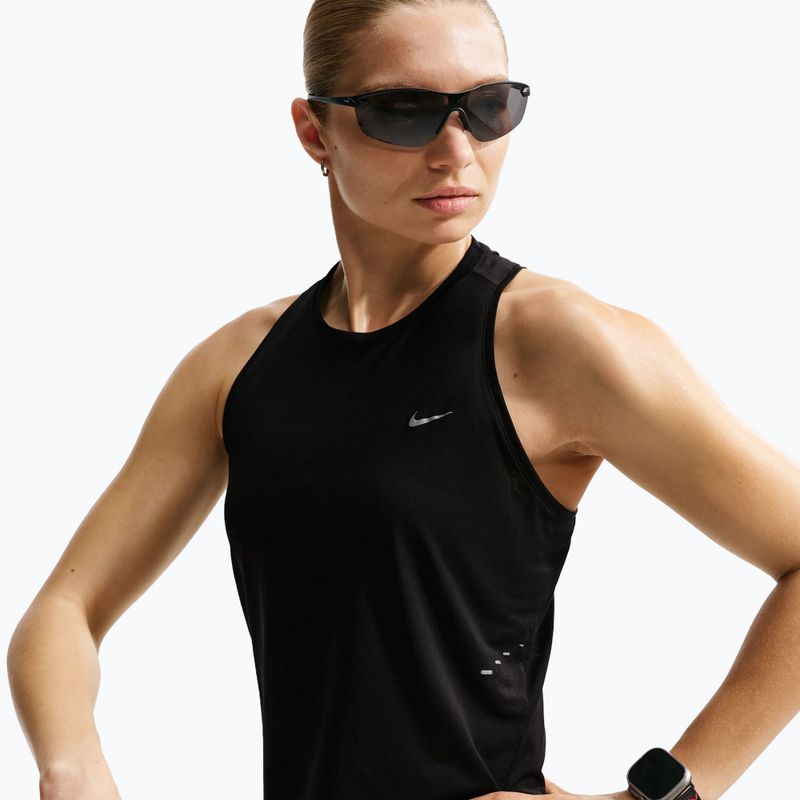 Dámske bežecké tričko Nike Swift Breathe Dri-Fit black/black/white 5
