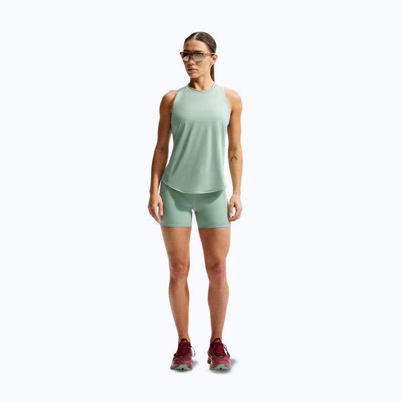 Dámske bežecké šortky Nike Swift High-Waisted 4" steam 2