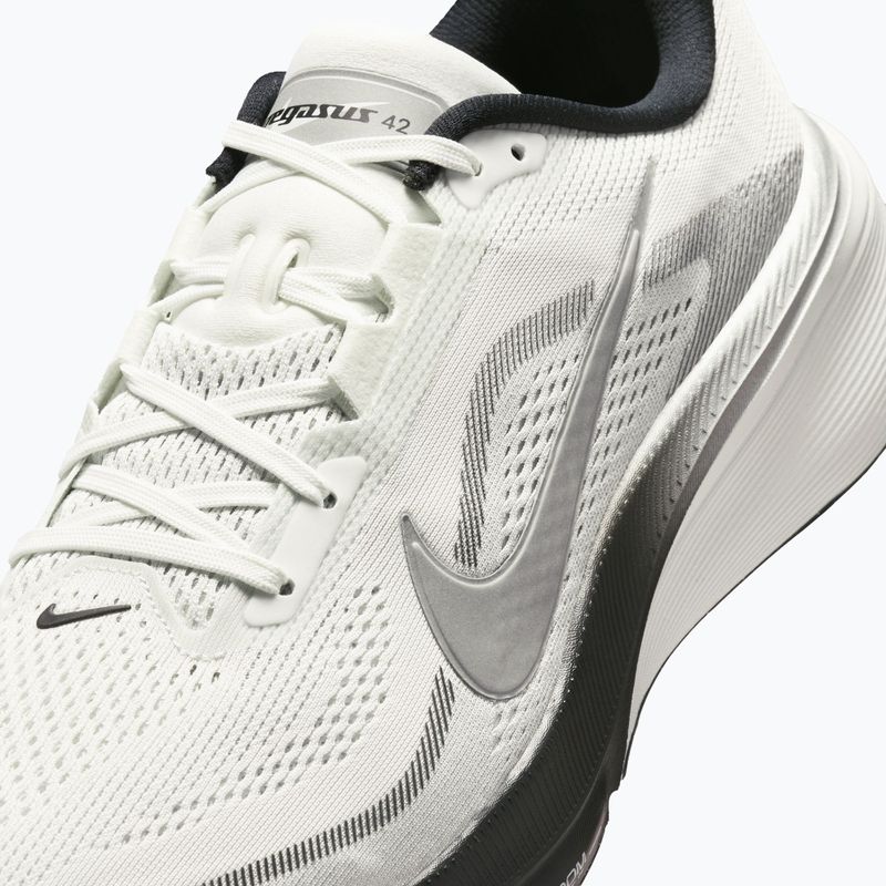 Pánske bežecké topánky Nike Pegasus 42 summit white/metallic silver-photon dust 3