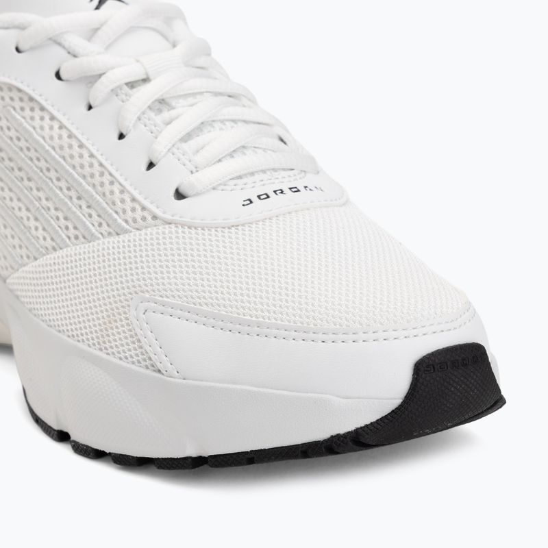 Dámske topánky Jordan Trunner Flow summit white/metallic silver/black 7