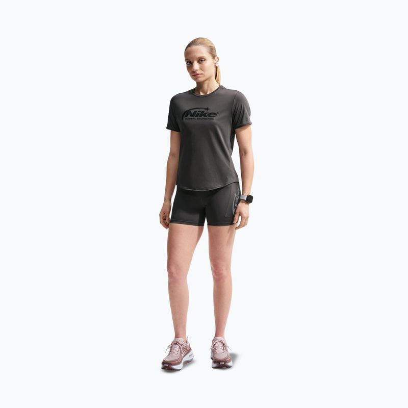 Dámske bežecké tričko Nike Swift Dri-Fit medium ash 2