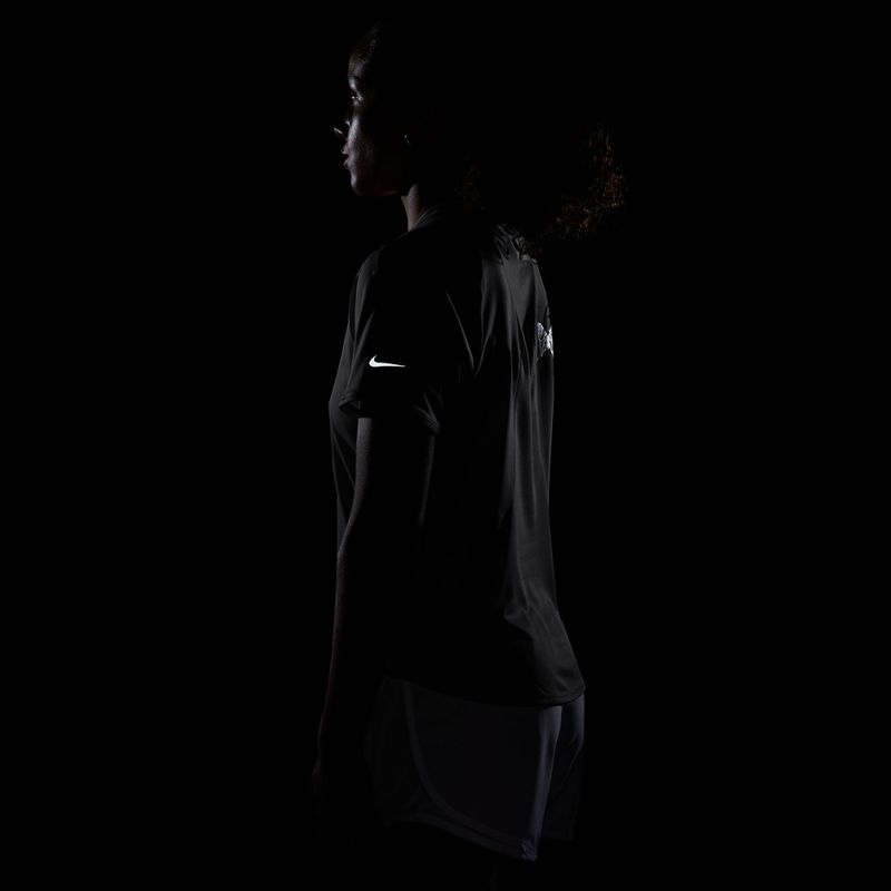 Dámske bežecké tričko Nike Swift Dri-Fit medium ash 7
