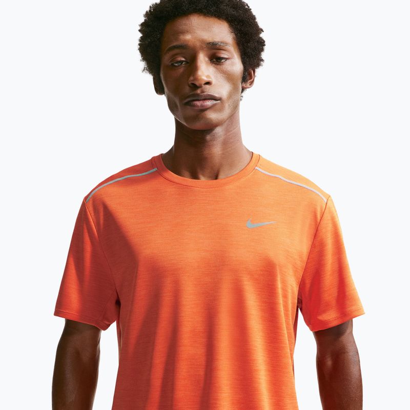 Pánske bežecké tričko Nike Miler Dri-Fit UV safety orange 4