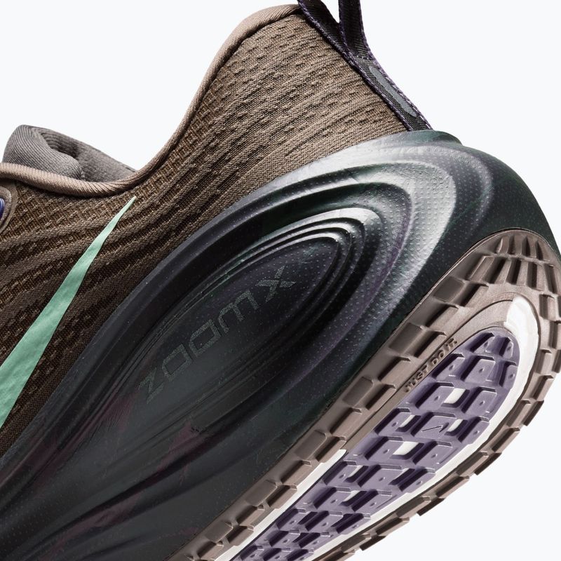 Pánske bežecké topánky Nike Vomero Plus ironstone/dark smoke grey/quartz patina 6