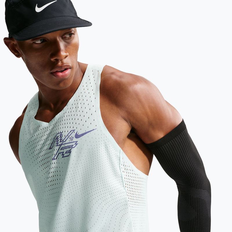 Pánske bežecké tričko Nike AeroSwift Dri-Fit ADV Running Singlet barely green/lapis 4