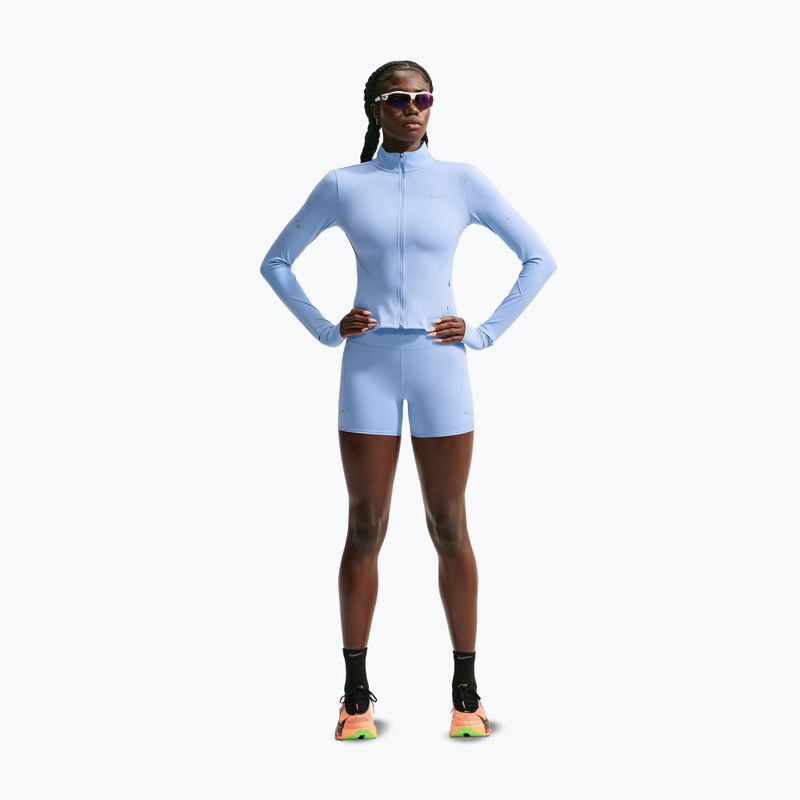 Dámske bežecké šortky Nike Swift aluminum 2