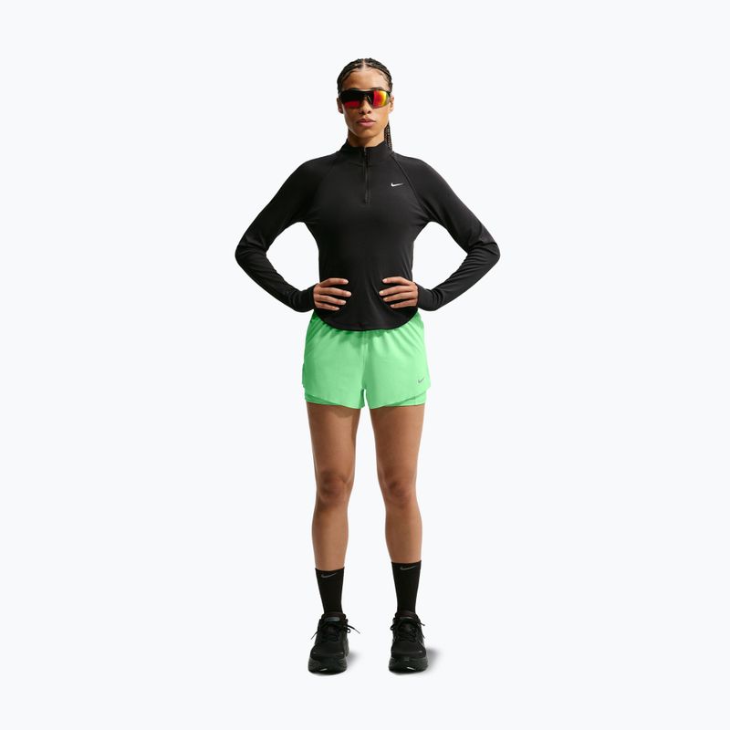 Dámske bežecké šortky Nike Swift Mid-Rise 2in1 illusion green 2