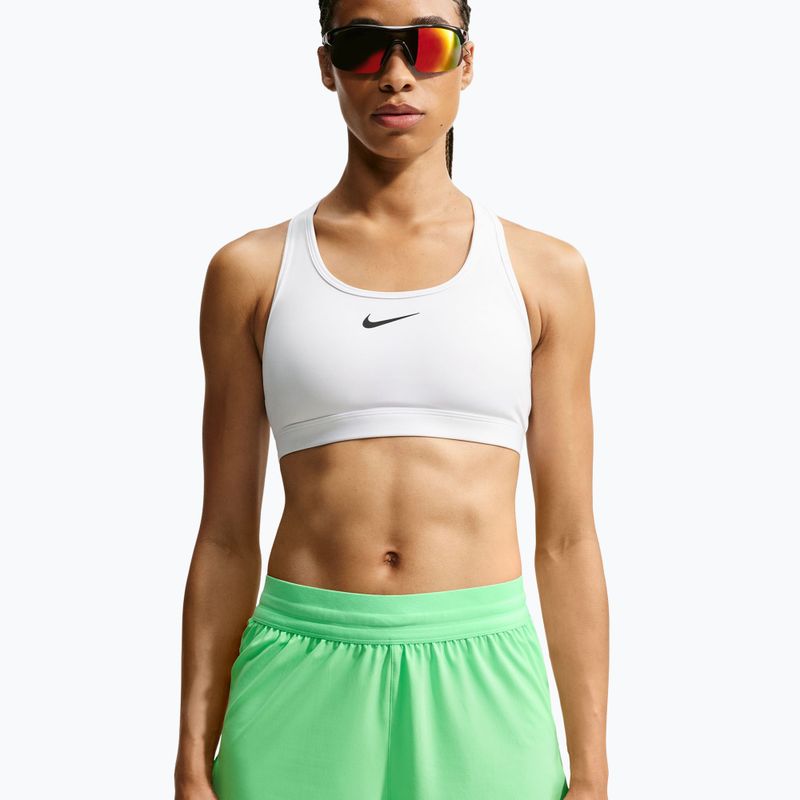 Dámske bežecké šortky Nike Swift Mid-Rise 2in1 illusion green 4