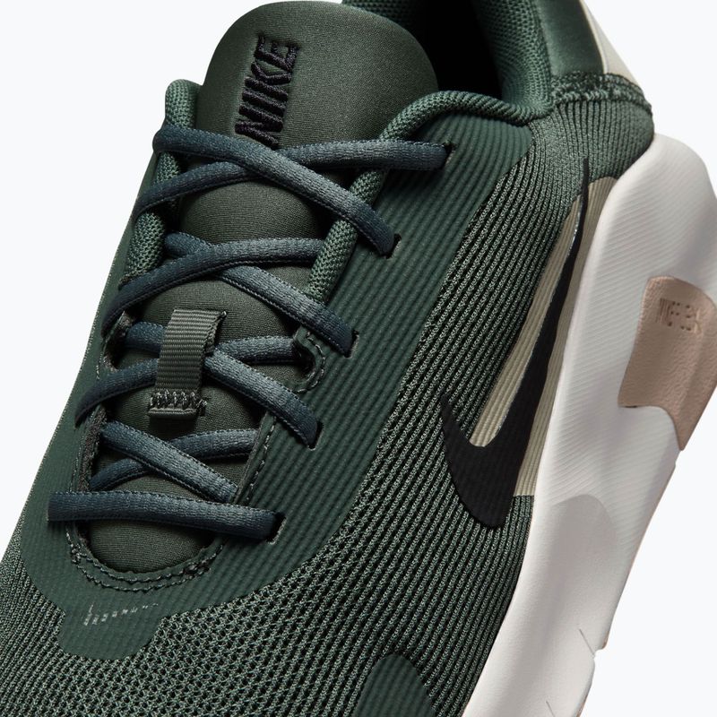 Pánske tréningové topánky Nike Flex Train camo green/summit white/cream Ii/black 5